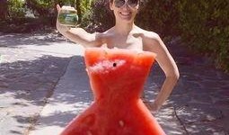 网红明星吃瓜图片,揭秘娱乐圈幕后真相