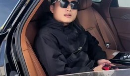 女车评人爆料视频播放下载