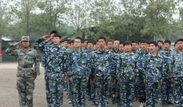 最新军训爆料视频播放,热血青春，砥砺前行