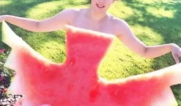 网红明星吃瓜图片,揭秘娱乐圈幕后真相