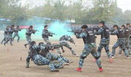 最新军训爆料视频播放,热血青春，砥砺前行