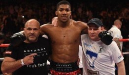 拳王约书亚最新爆料,备战新对手，备战计划曝光！”